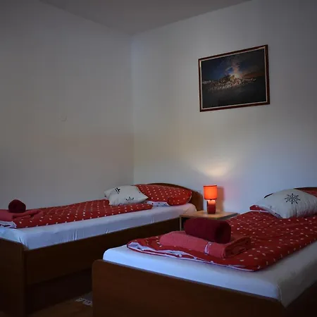 - Marija Hébergement de vacances Šibenik