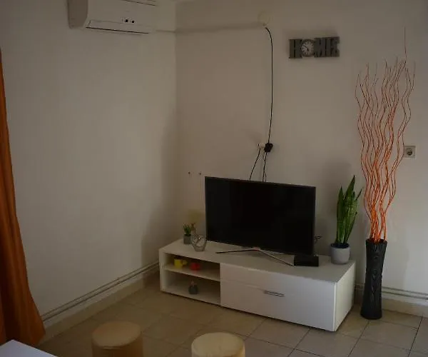 Vikendica - Marija Sibenik